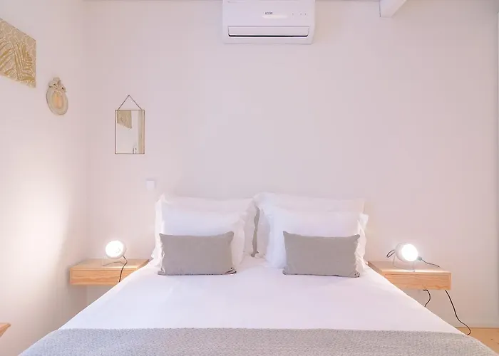 Porto Vitoria Apartments